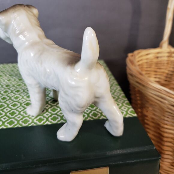Vintage MCM Miniature Porcelain Schnauzer Dog Figurine 3" Wire Fox Terrier - Picture 8 of 8